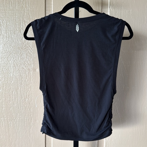 Free People Movement Tempo Tunic - NWOT - Picture 6 of 7